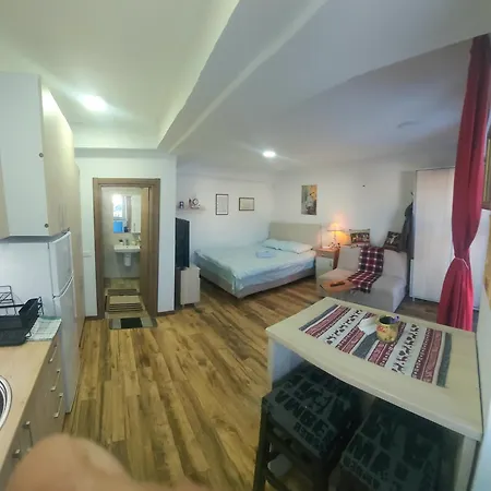 Mavrov02 Apartment
